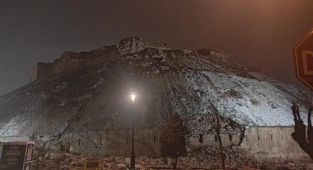 Depremde Gaziantep Kalesi, yıkıldı