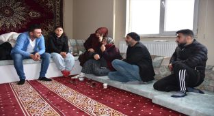 Depremzedeler Çukurca'da Ağırlandı