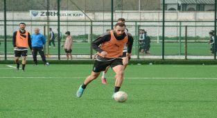 Efeler 09 SFK, Beyoğlu deplasmanı için yola çıktı
