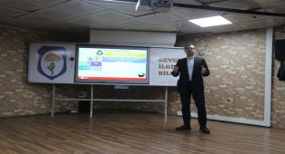 Efeler'den öğrencilere sıfır atık eğitimi