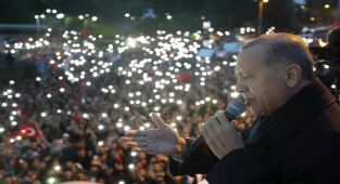 Erdoğan yeniden Cumhurbaşkanı