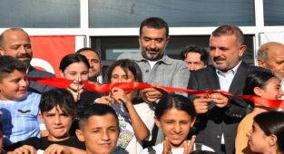 "HAKAN HAN ÖZCAN; “Mansur Yavaş 4 Buçuk Yılda Bir Tane Havuz Yapamazken Sincan Belediyesi 3’üncü Havuzu Açtı”