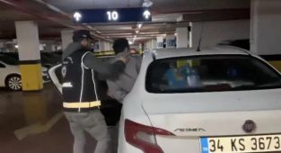 Kırmızı bültenle aranan 10 kişi yakalandı