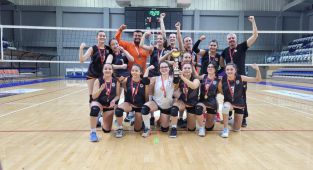 KÜÇÜKLER KATEGORİSİ VOLEYBOL MUĞLA İL ŞAMPİYONU ECZACIBAŞI ZİRVESPOR KULÜBÜ