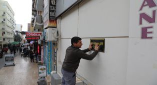 Sevgi Yolu'ndaki tabela kavgası karakola taşındı