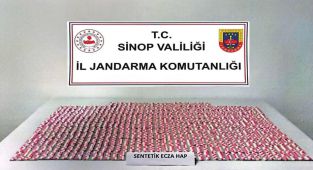 Sinop'ta jandarma çok sayıda sentetik ecza hap ele geçirdi