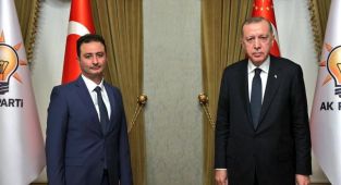 SİYASİ BİR DEĞER
