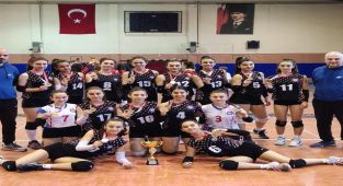 Söke Voleybol kupakolik oldu