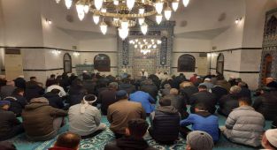 YALIKAVAK’TA SABAH NAMAZI BULUŞMASI