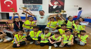 Yaşar Hoca'nın öğrencileri turnuvaya damga vurdu