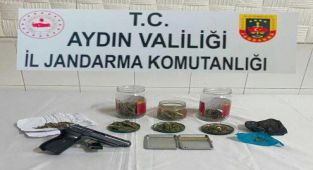 Zehir taciri torbacının adresine baskın